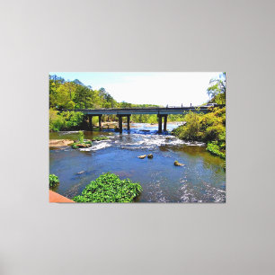 Malersche Brücke am Fluss Leinwanddruck