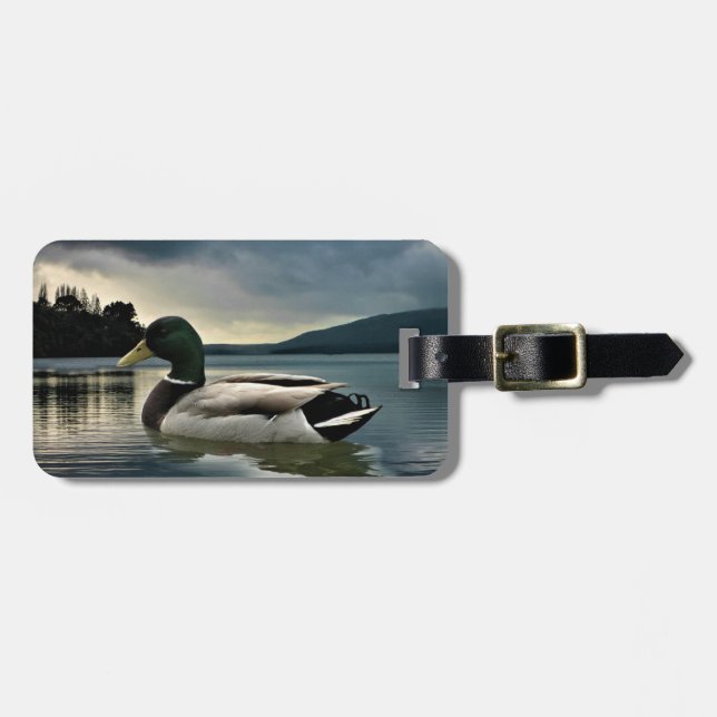 Mallard Duck on The Lake Gepäckanhänger (Vorderseite horizontal)