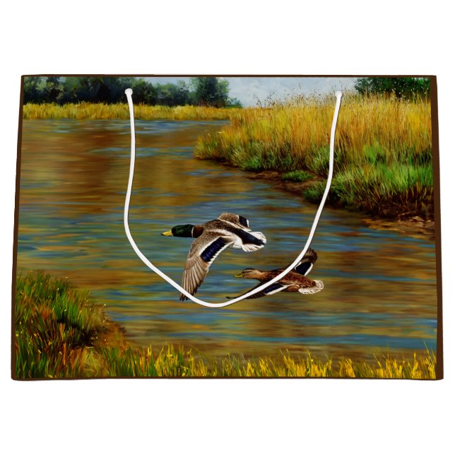 Mallard Enten fliegen über Teich Große Geschenktüte (Vorderseite)