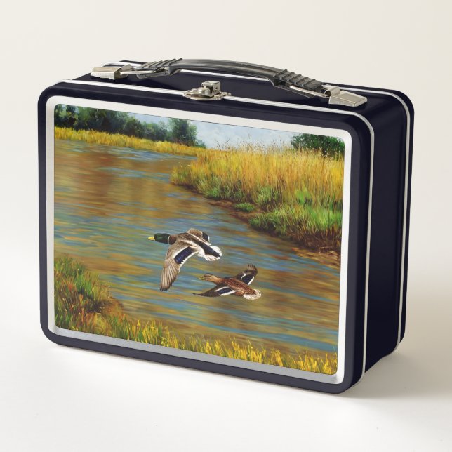 Mallard Enten fliegen über Teich Metall Brotdose (Vorderseite)