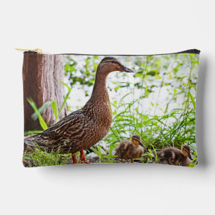 Mallard und Ducklings von Shirley Taylor Zubehörtasche