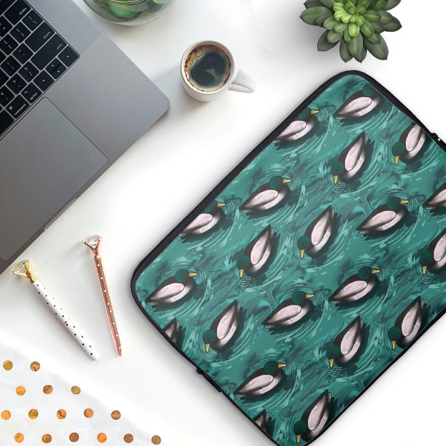 Mallards Schwimmen im Wassermuster Laptopschutzhülle (Mallards in the water pattern laptop sleeves)