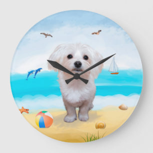 Malteserhund am Strand Große Wanduhr