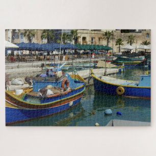 Maltesische farbenfrohe Boote