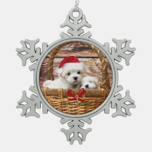 Maltesische Welpen in einem Weihnachtskorb Schneeflocken Zinn-Ornament