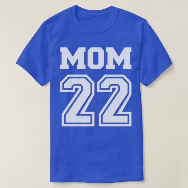 Mama 2022 für die Ankündigung einer Schwangerschaf T-Shirt (Design vorne)