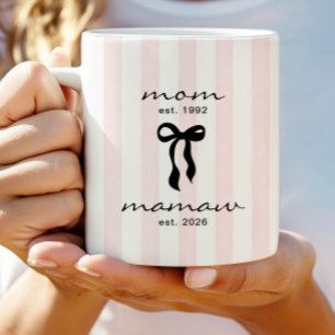 Mama an Oma Est Tasse mit Schleife