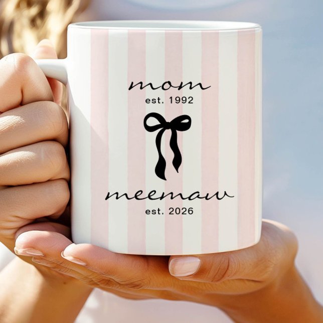 Mama an Oma Tasse mit Schleife (Von Creator hochgeladen)