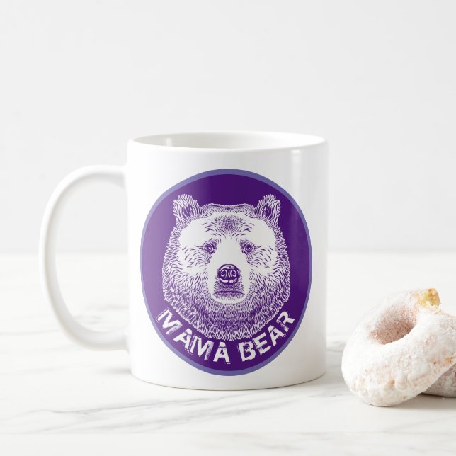 Mama-Bär, Handgezeichnete Illustration Kaffeetasse (Mit Donut)