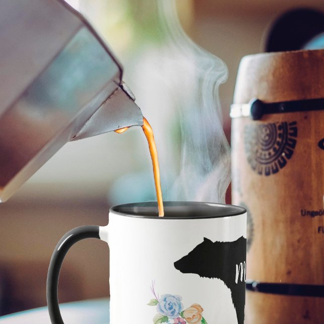 Mama Bear with Flowers and Name Tasse (Von Creator hochgeladen)