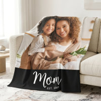 Mama Datum Weißes Schriftbild auf schwarzem Foto