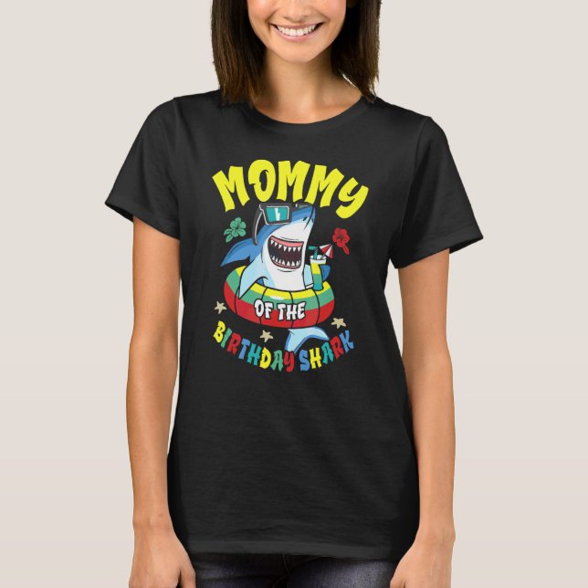 Mama der Hai-Mutterfamilie T-Shirt (Vorderseite)