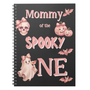 Mama des Gruseligen auf der Pinkoween-Party Notizblock