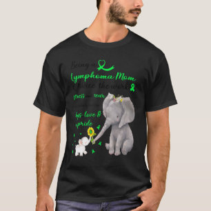 Mama des starken Elefanten-Lymphoms zweimal in der T-Shirt