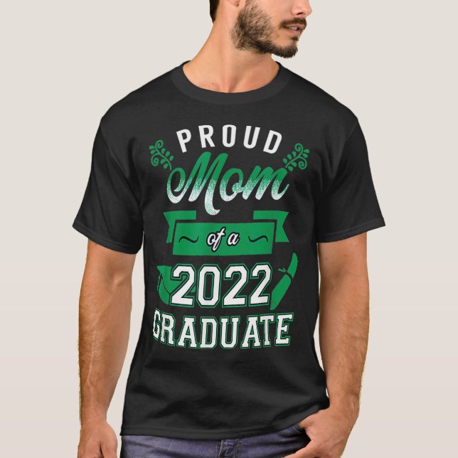 Mama eines 2022-Absolventen-Senior-22-Hörers T-Shirt (Vorderseite)