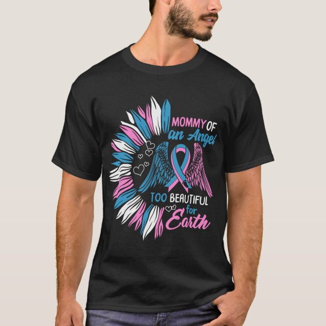 Mama eines Engels, zu schön für die Erde, T-Shirt (Vorderseite)