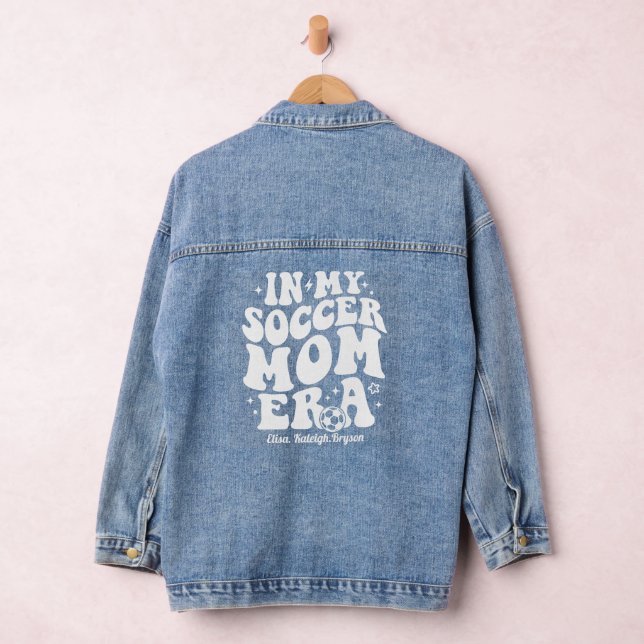 Mama Fußball Zeitalter Personalisierter Kindesname Jeansjacke (Hangar)