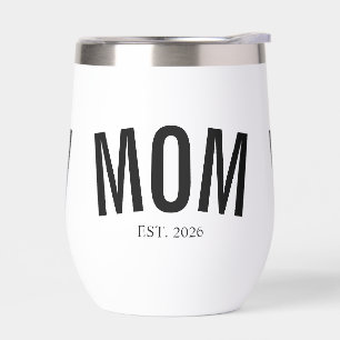 Mama hat ein neues Mama-Geschenk eingerichtet