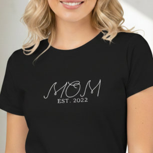 Mama hat neues Mama-Geschenk-T-Shirt etabliert T-Shirt