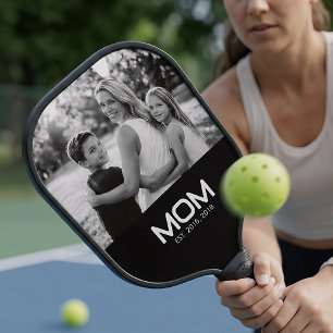 Mama hat Spaß an kühner Foto gemacht  Pickleball Schläger