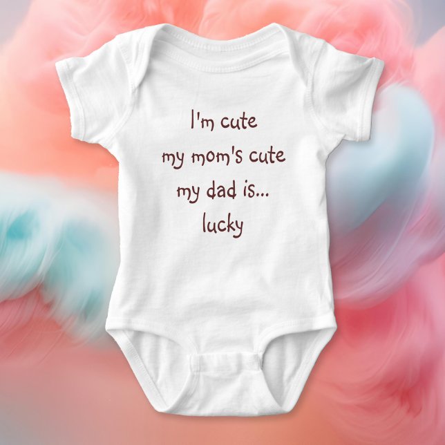 Mama Niedlicher Vater Lucky Funny Neugeborener Dus Baby Strampler (Mom Cute Dad Lucky Funny Newborn Shower Toddler Baby Bodysuit)