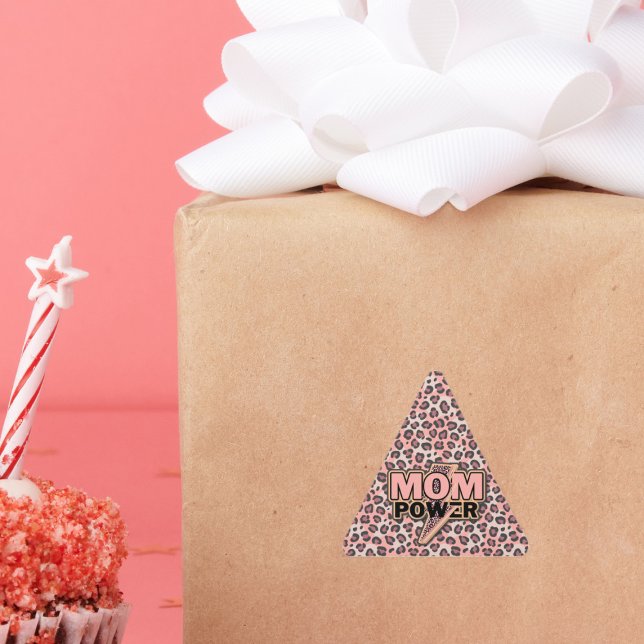 Mama Power Rosa Leopard Dreieckiger Aufkleber (Von Creator hochgeladen)