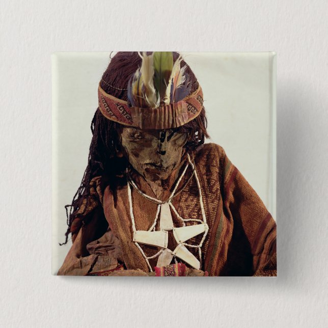 Mama schmückte mit Knochenschmuck, c.200 BC Button (Vorderseite)