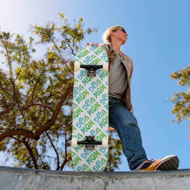 Mama Skateboard (Außenbereich 1)