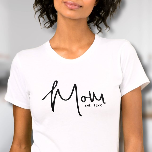 Mama T-Shirt (Mom Established Date Script T-Shirt)