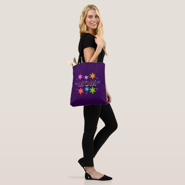 Mama-Typografie-Design, süße Mutter-Zitat-Textkuns Tasche (Am Model)