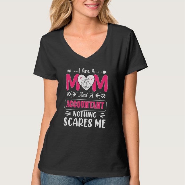 Mama und Buchhalter - nichts macht mich lustig T-Shirt (Vorderseite)