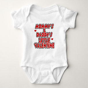 Mama-und des Vatis kleiner Valentinsgruß Baby Strampler