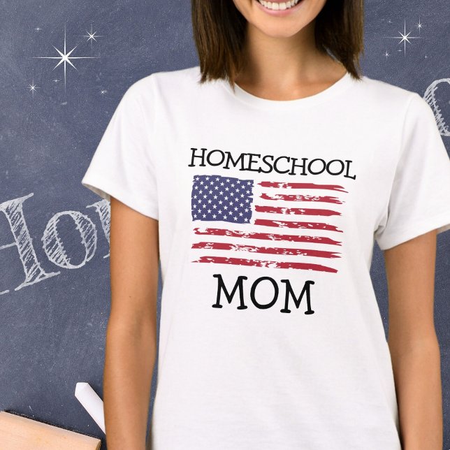 Mama | Vintage amerikanische Flagge T-Shirt (Personalize the text to say whatever you want. Available in multiple styles, colors and sizes. )
