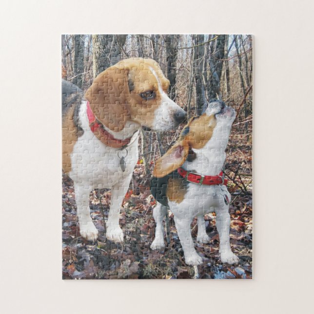 Mama von Beagles und Welpen in Holz (Vertikal)