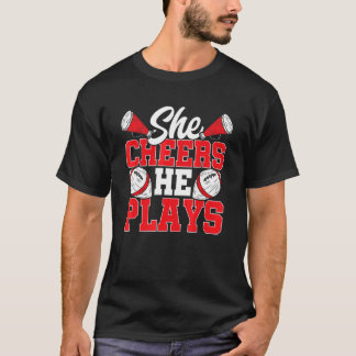 Mama von Cheer und Fußball: die Mama von Fußball u T-Shirt