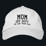 Mama von Duty Simple Modern Typografy Custom Bestickte Baseballkappe<br><div class="desc">Mama Off Duty Einfache moderne Typografie Custom bestickte Baseball Cap bietet den einfachen modernen bestickten Text "Mama,  frei,  gehen Sie Ihren Papa Perfect als Geschenk für Mama's Day,  Weihnachten,  Geburtstag und mehr. Erstellt von Evco Studio www.zazzle.com/store/evcostudio</div>