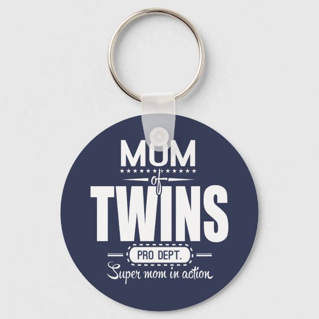 Mama von Twins Pro Dept. Super Mama in Aktion Schlüsselanhänger (Vorderseite)