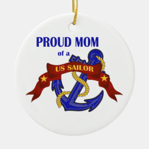 Maman fière d'un ornement de marin des USA