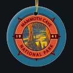 Mammoth Höhle Nationalpark Retro Kompass Emblem Keramik Ornament<br><div class="desc">Mammoth Höhle Vektorgrafik Design. Der Park liegt im Westen von Kentucky und umfasst Teile der Mammoth-Höhle, dem längsten Höhlensystem der Welt.</div>