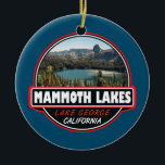 Mammoth Seen California Keramik Ornament<br><div class="desc">Mammoth Lakes Art Design zeigt die Stadt in den kalifornischen Sierra Nevada Bergen. Es ist bekannt für die Mammut-Berge und Juni-Berge Skigebiete und nahe gelegenen Pfade.</div>