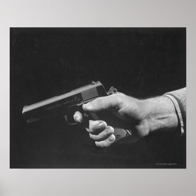 Man Holding Gun Poster (Vorne)