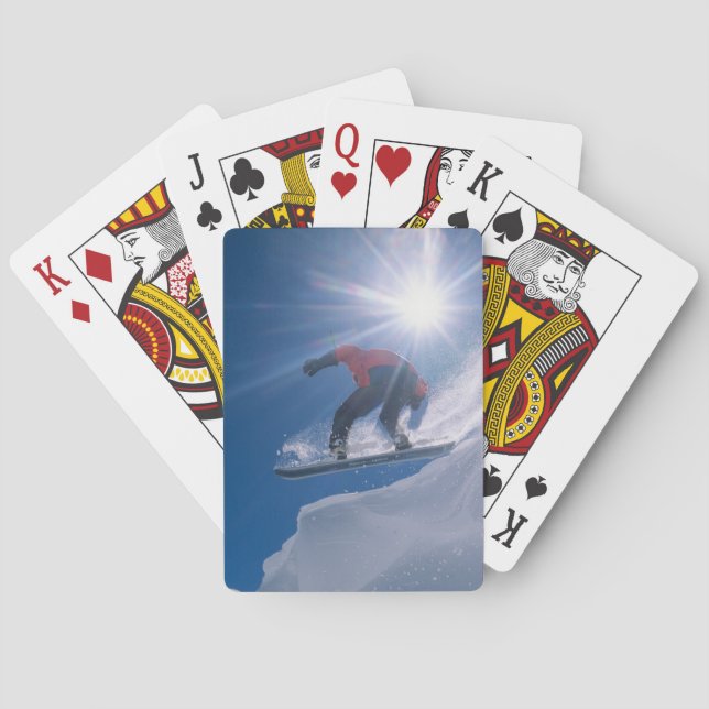 Man springt von einer großen Ecke auf einem Snowbo Spielkarten (Rückseite)