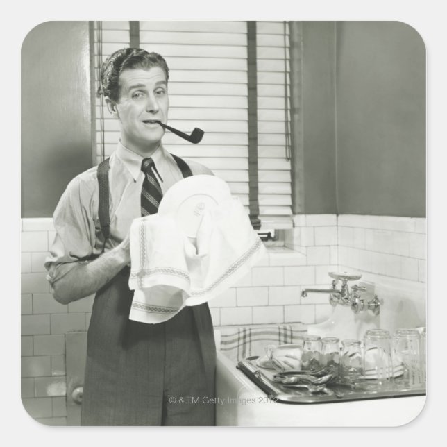 Man Washing Dishes Quadratischer Aufkleber (Vorderseite)