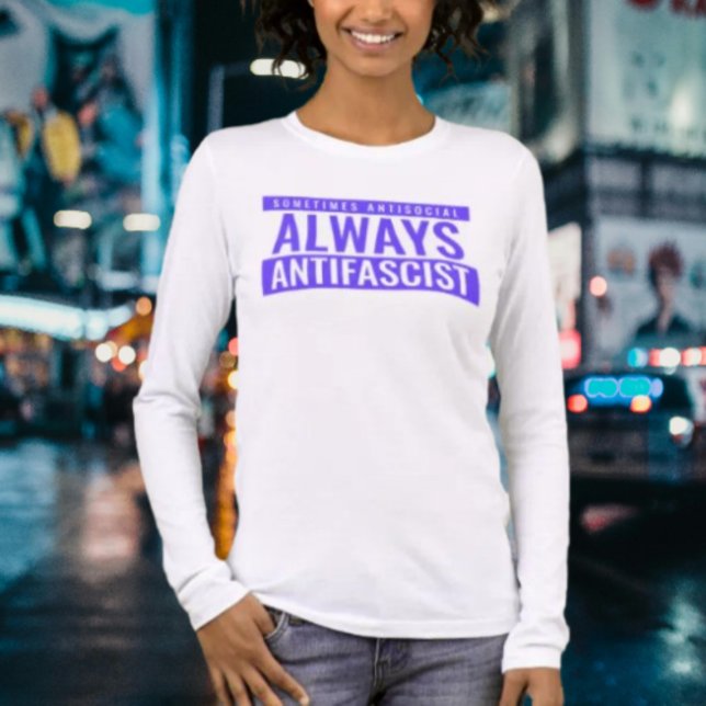 Manchmal antisozial immer antifaschistisch Tri-Blend shirt (Von Creator hochgeladen)