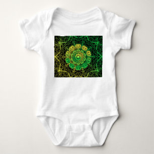 Mandala Art: Grüngelbe Details. Baby Strampler