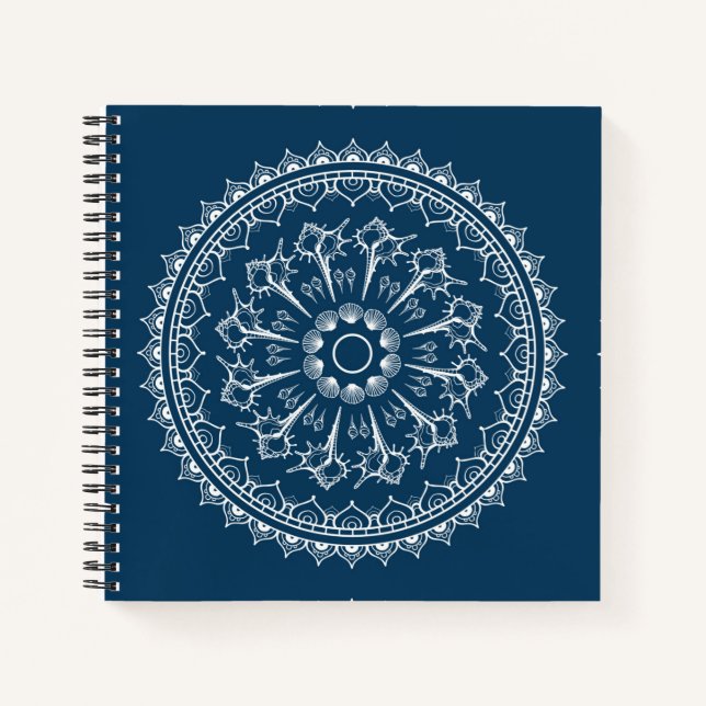 Mandala aus Muscheln Notizbuch (Vorderseite)