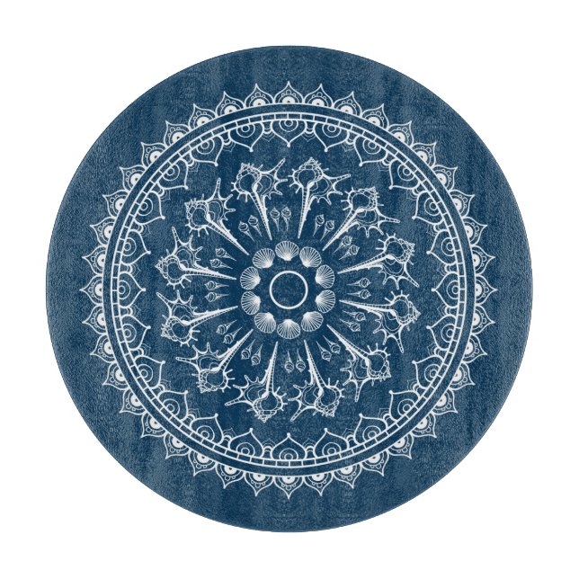 Mandala gemacht von den Seashells Schneidebrett (Vorderseite)