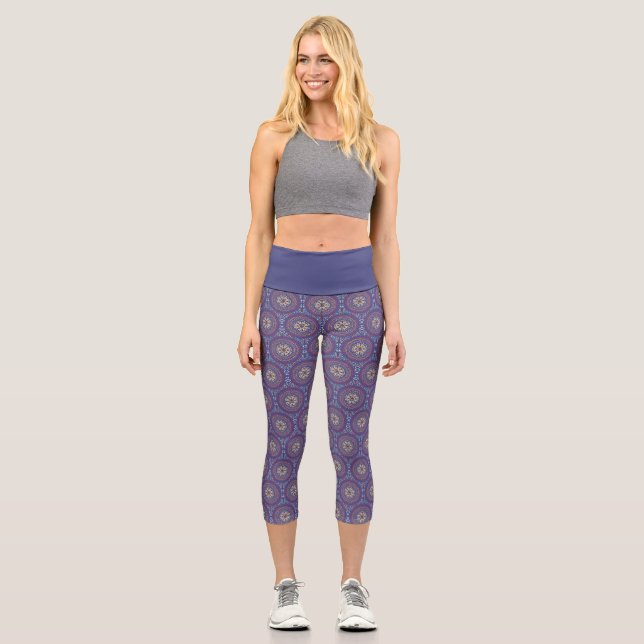 Mandala Lila Capri Leggings (Vorderseite)