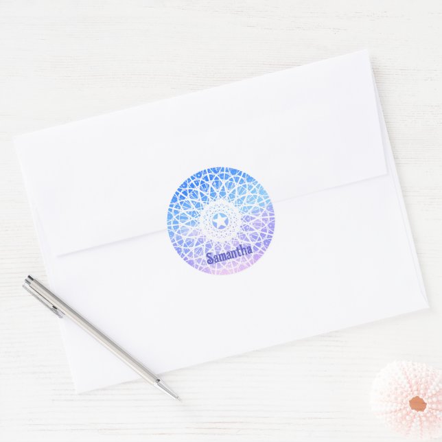 Mandala, lila, weiß und blau runder aufkleber (Umschlag)