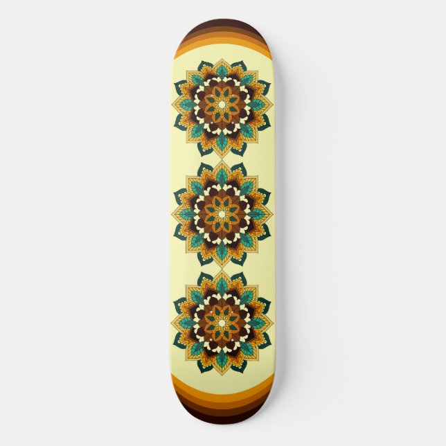Mandala Muster 02 in gelb & tan Skateboard (Vorderseite)
